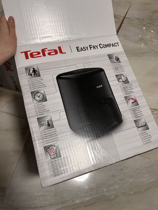 Airfryer Tefal friteuza aer cald Noua