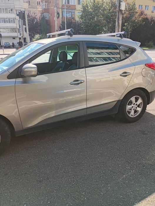 HYUNDAI ix35 2010 — imagine 3