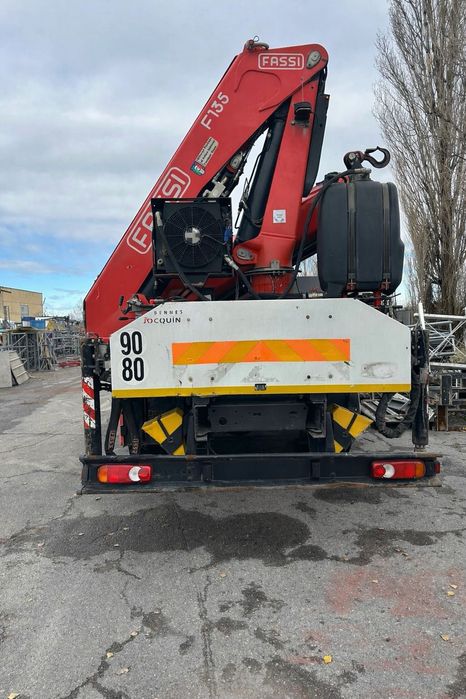 Услуги с камион с кран – гр. София и околностите