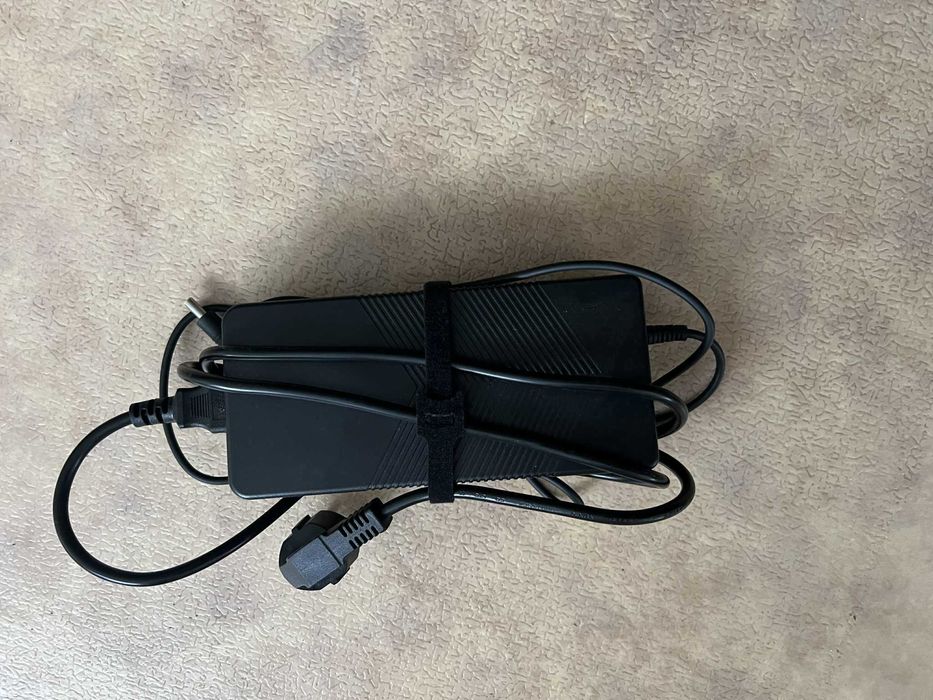 Продавам симулатор Logitech PRO Racing