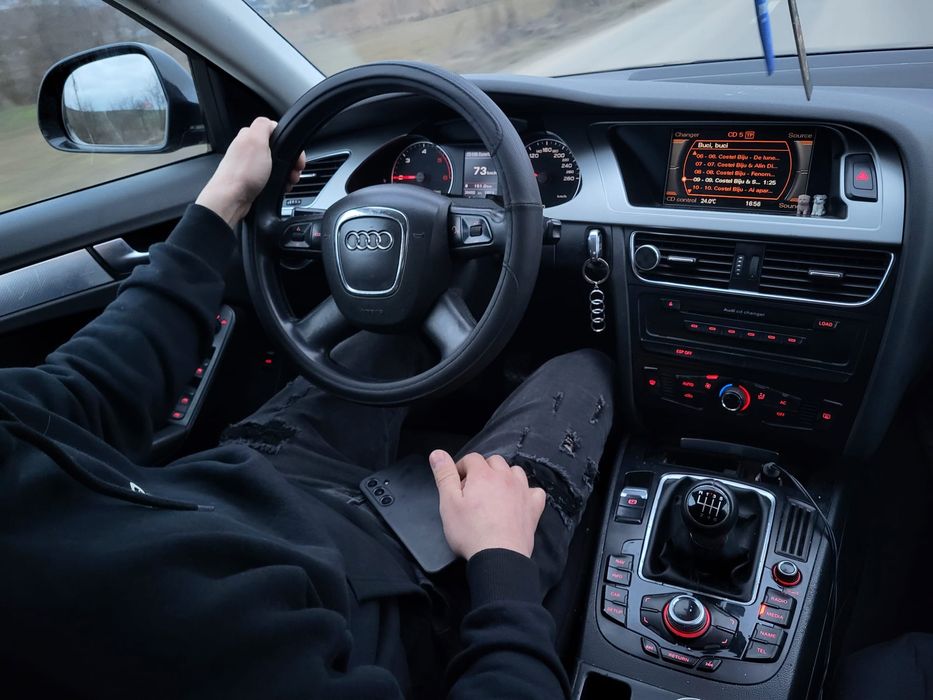 Audi a4 b8 2.0 TDI NU mă  interesează SCHIMB
