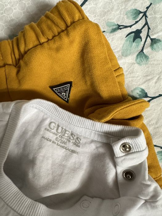Бебешки екип GUESS Оригинален 56/62