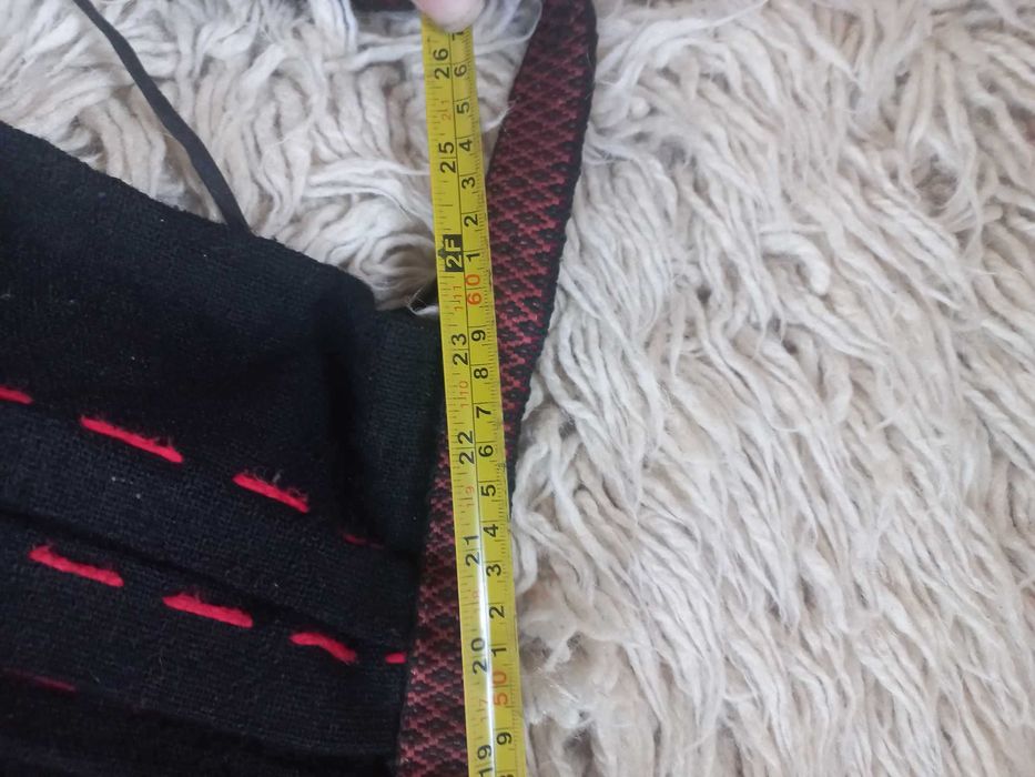 Пищимал/Бръчник ,сто процента Вълна