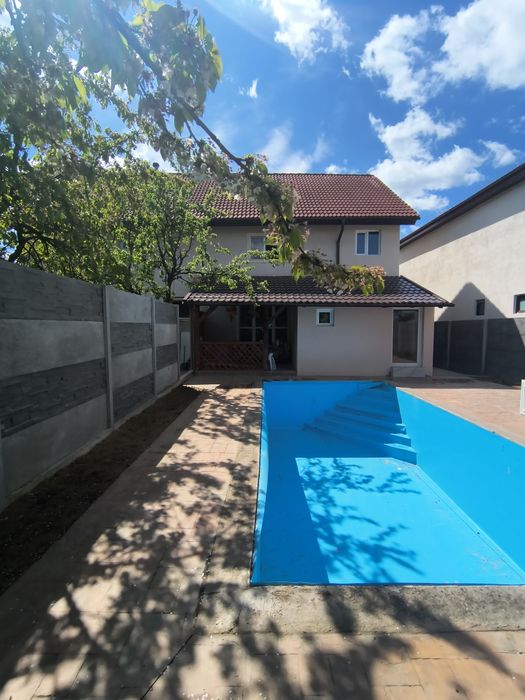 Vând 1/2 duplex in Sag