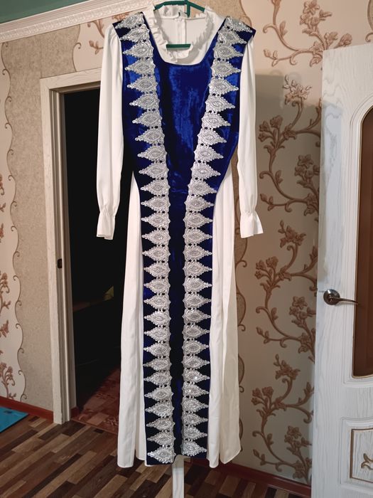 Продам платье очень хорошом состояние