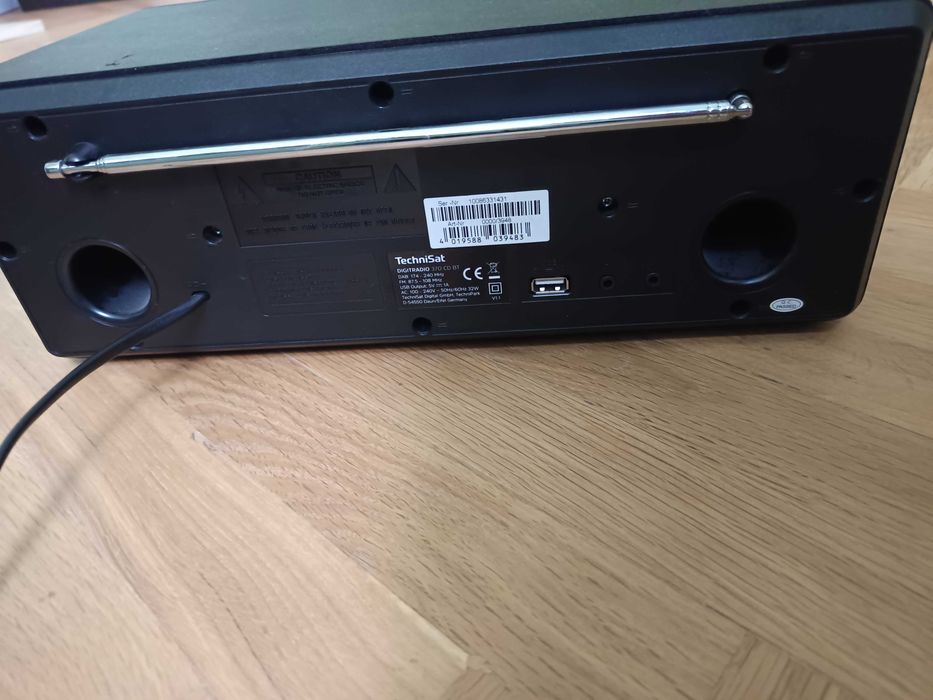 Радио TechniSat, DIGITRADIO 370 CD BT