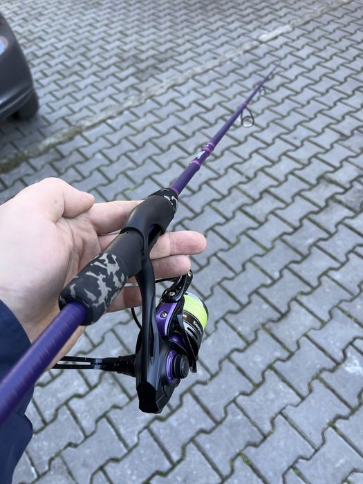 Въдица Delphin TOCXIC 7-30гр с макара Delphin IXPera 3T