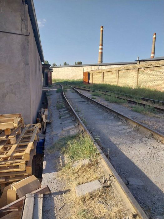 Продаётся 5 500 м² производственная база.