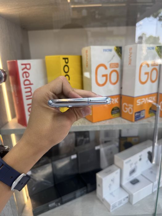 Samsung s20+ 256 gb