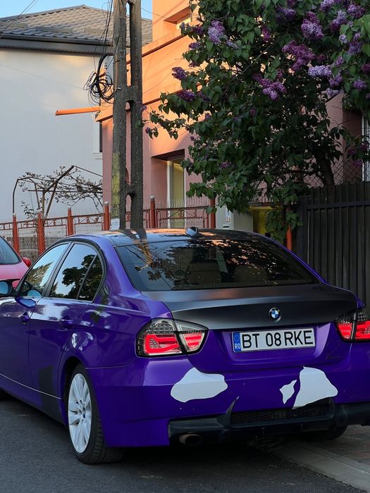 Vand bmw e90 in stare buna