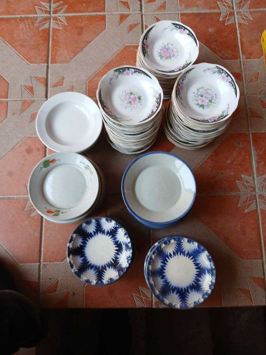 Тарелки разные, в отличном состоянии