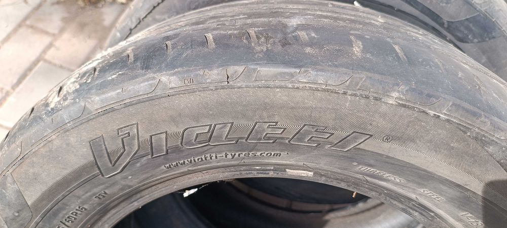 Автошина на 16 дюйм.