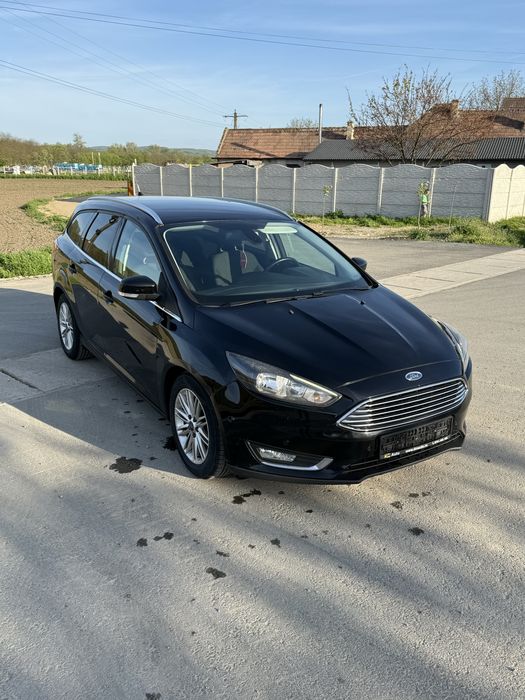 FORD focus titanium