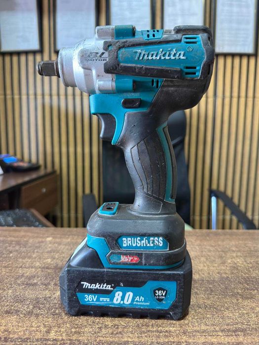 Aкумулаторен ударен гайковерт Makita DTW285 + батерия 8.0Ah