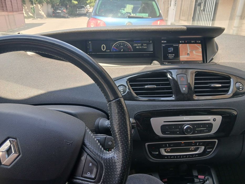 RENAULT Grand Scenic 2015 — imagine 5