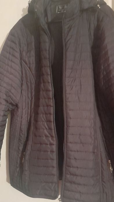 Vînd,haină de fîs,cu glugă, 50-52