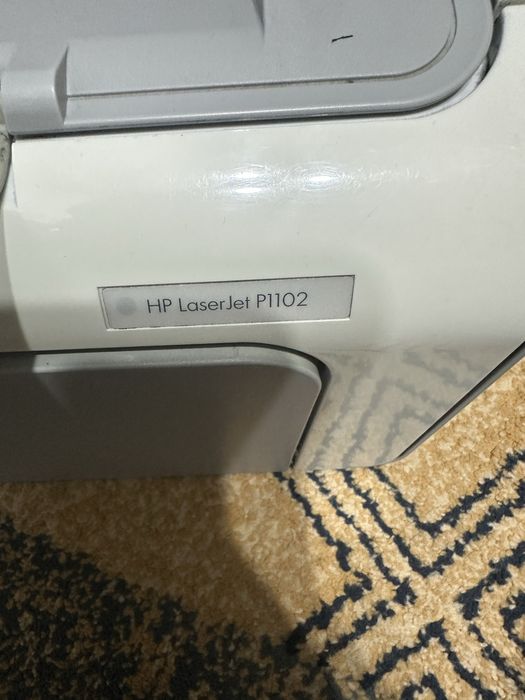 Принтер HP Laserjet1102