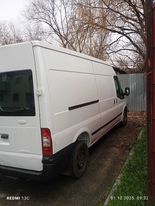 Vând Ford Transit