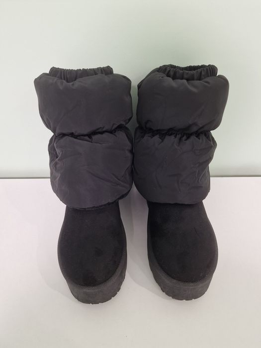 Черни боти с дебела подметка