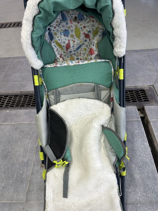 Продам коляску зимнию