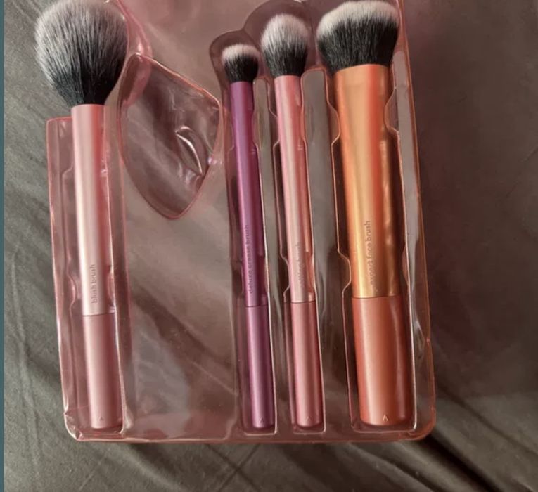 Четки за грим Real Techniques