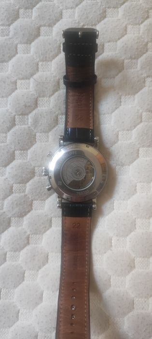 Продам часы PatekPhilippe