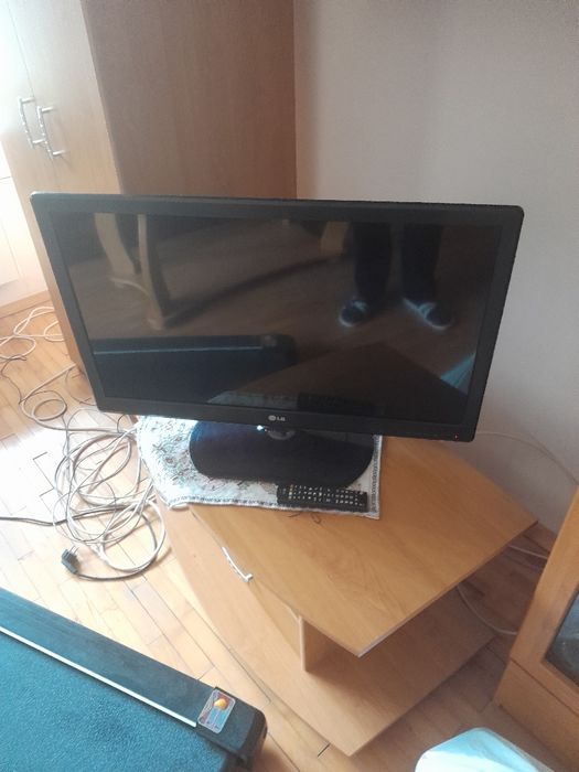 Телевизор LG  32" Led