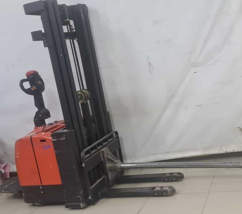 Штабелер электрический Б/У