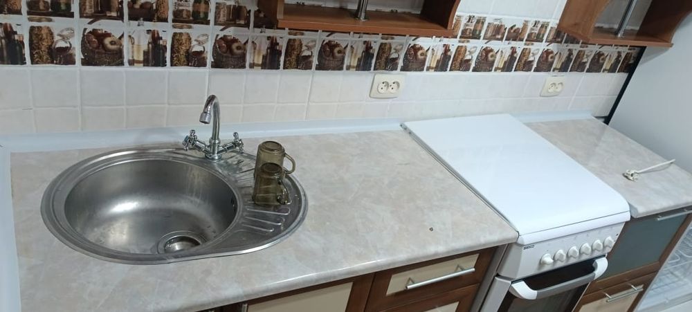 Сдам квартиру на стрелке, хозяин.