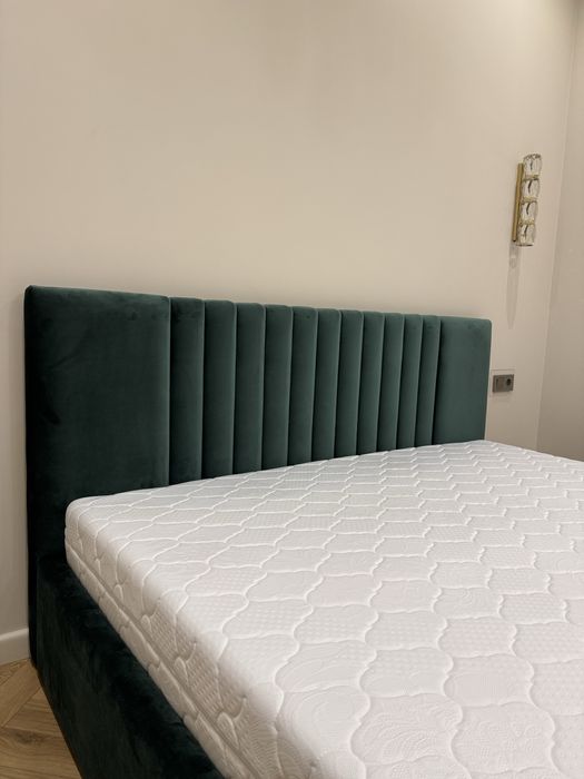 Кровать двухспальная