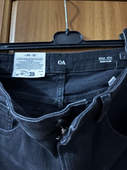 Blugi skinny flare