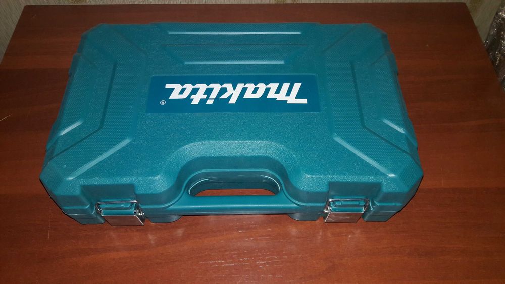 Перфоратор Makita б/у