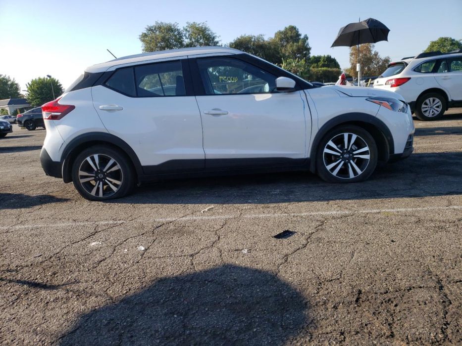 Продаю машину