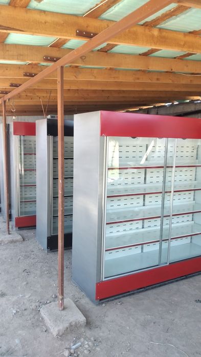 Витрини холодильник НОВЫЙ