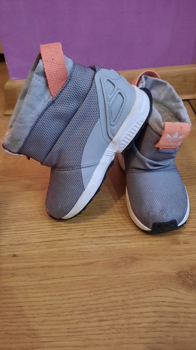 Топли ботушки адидас