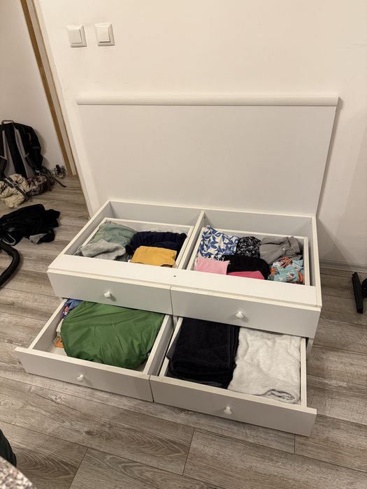 Детска кошетка с матрак и 4 бр. шкафчета