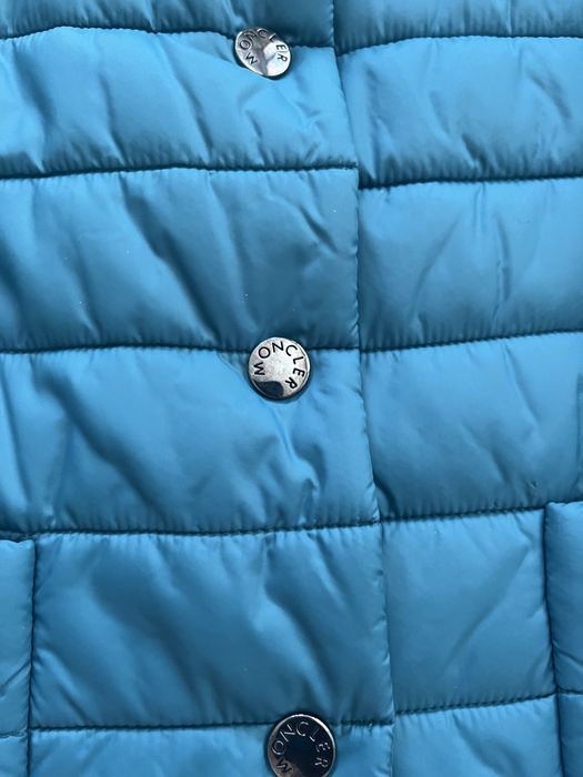 Пухено  преходно яке MONCLER