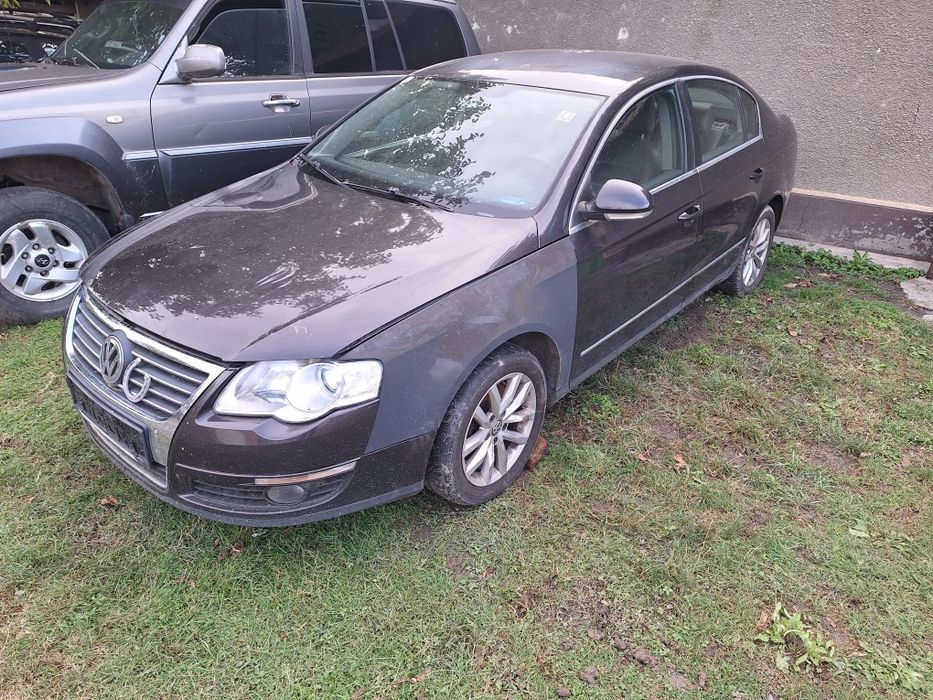 Dezmembrez vw passat b6 1.9 bkc