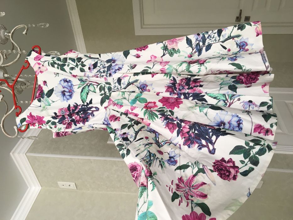 Очень красивое и нежное платье