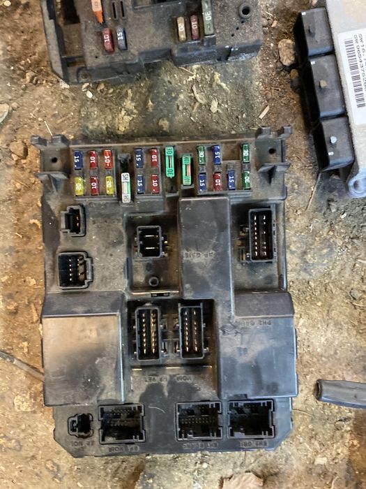 Компютър, бушонера, комфорт модул и др. За Пежо 307 2.0 и 1.4 бензин