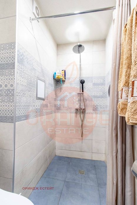 Продава се Тристаен апартамент в София, Левски - 197 кв.м за 1270 €/кв.м - Снимка #8