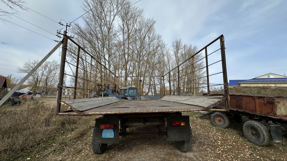 Прицеп 2ПТС-4 сеновоз