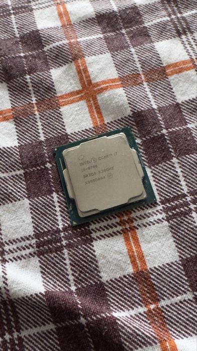 Процессор intel i7-8700