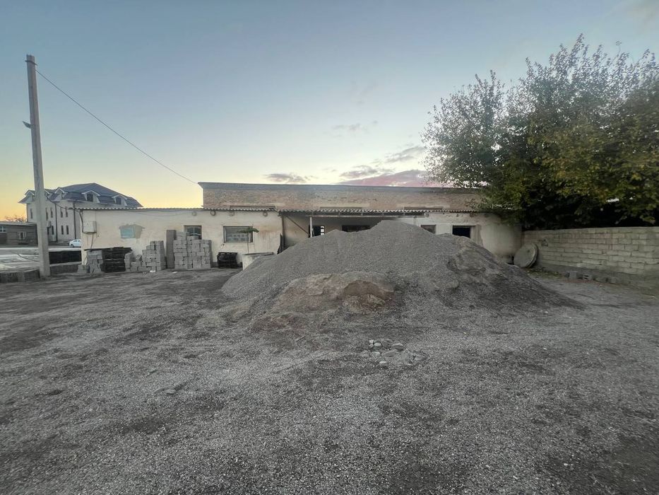 SOTILADI yer binosi bilan! Продается земельный участок плюс здание под