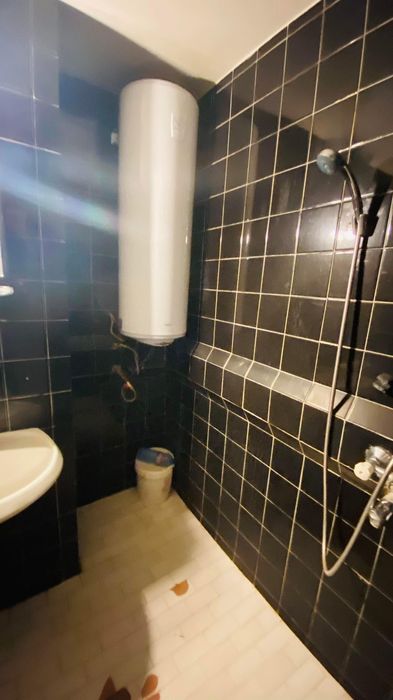 Дава се под наем Двустаен апартамент в Бургас, Меден рудник - зона В - 64 кв.м за 255 € - Снимка #4