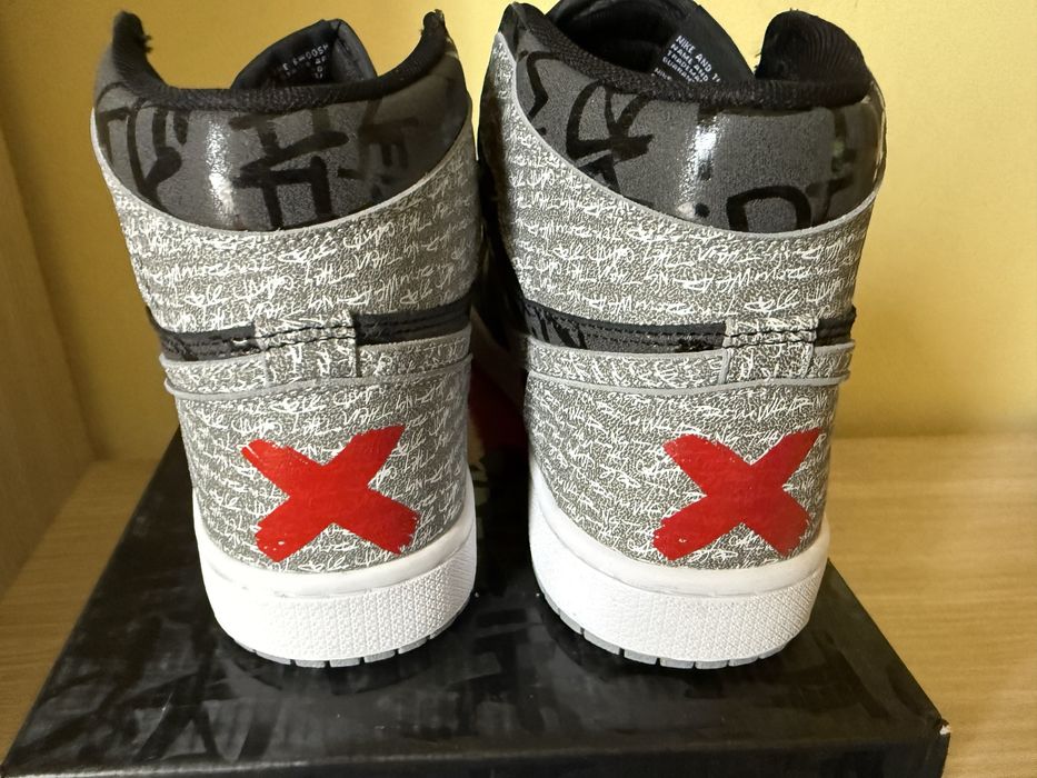 Jordan 1 Rebellionaire marimea 40