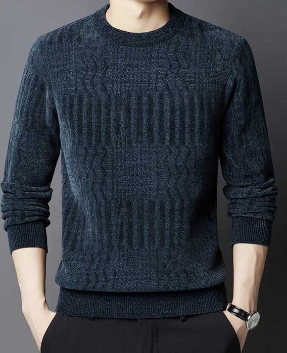 Продаю свитер мужской новый