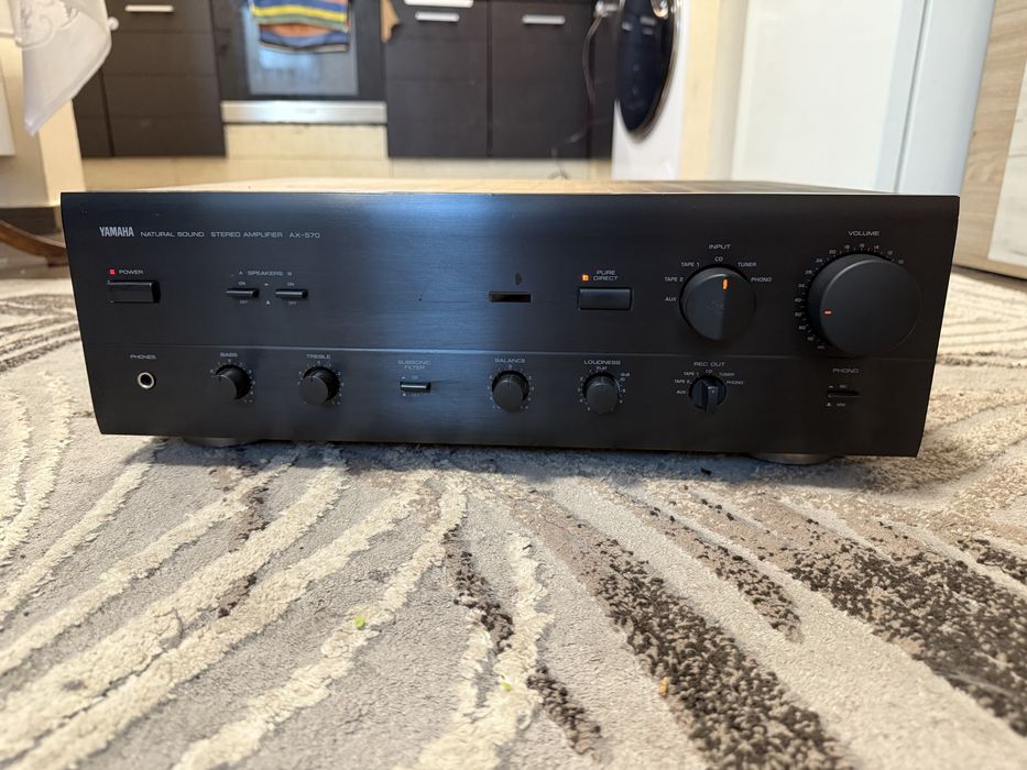 Стерео усилвател Yamaha AX-570