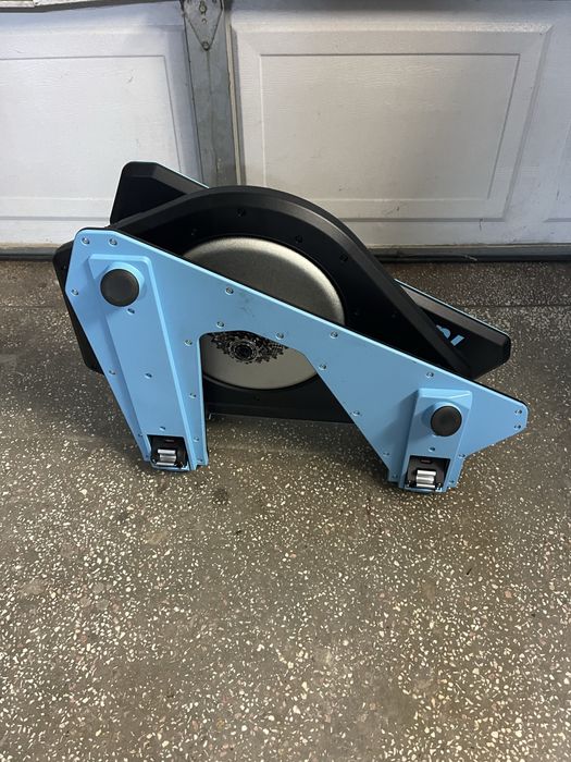 Trainer Tacx Neo 2T, caseta noua 105, 6h functionare, garantie 22 luni