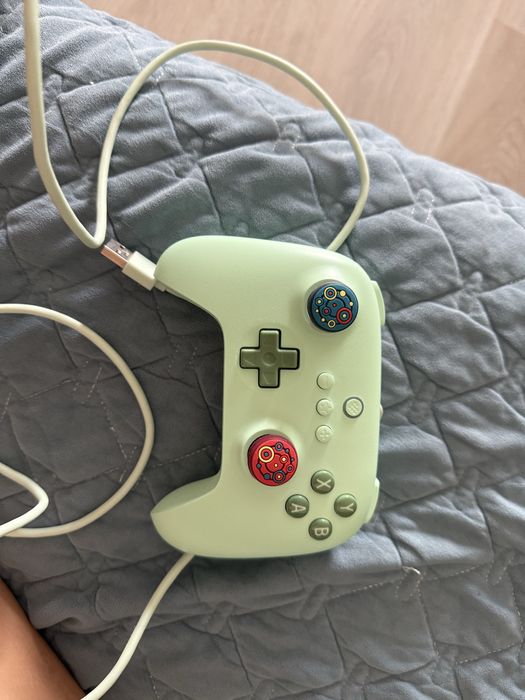 Геймпад 8BitDo в отличном состоянии